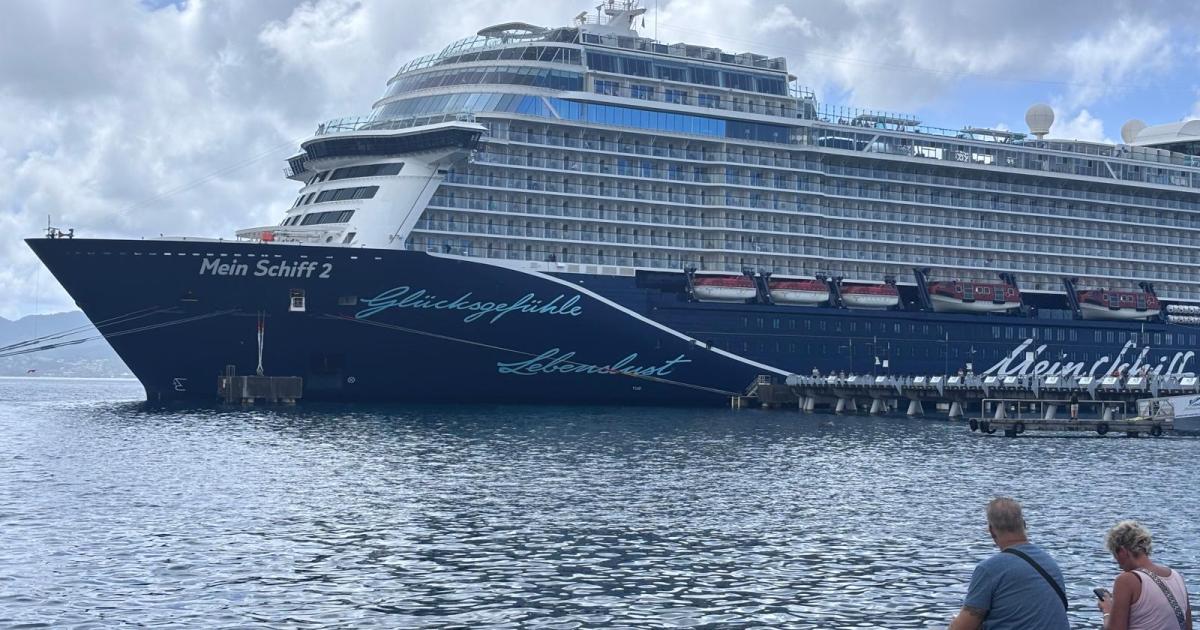     Croisières : l’escale du « Mein Schiff 2 » en Martinique redonne de l’espoir aux professionnels 

