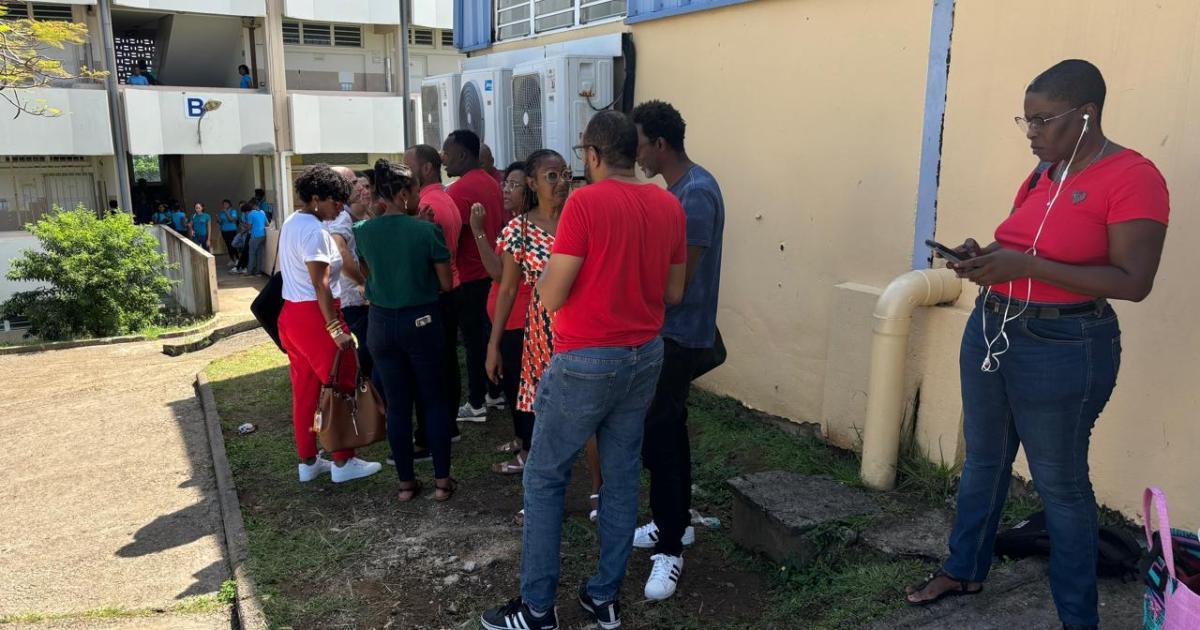     Mobilisation au lycée Joseph Pernock du Lorrain pour des travaux inachevés depuis 2 ans

