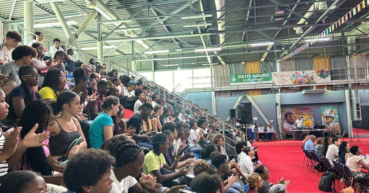     La conférence des nations, un événement enrichissant pour les étudiants

