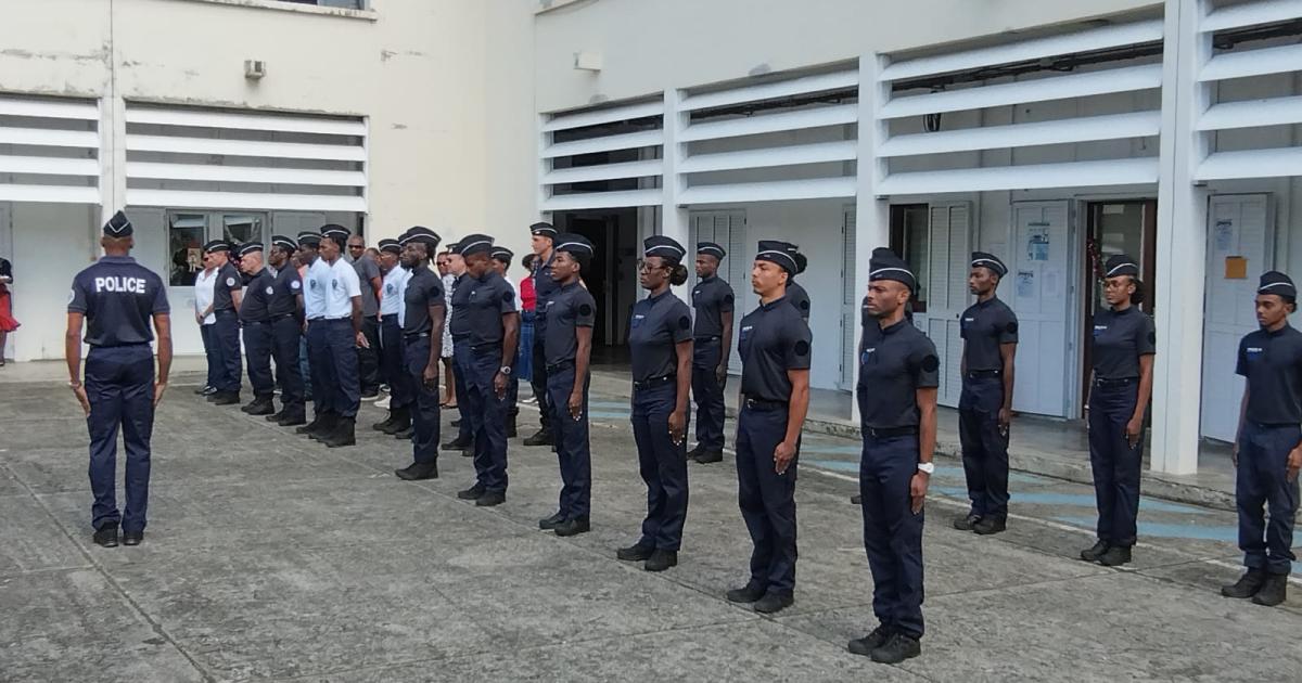     [VIDEO] 12 nouveaux policiers adjoints intègrent la police nationale en Guadeloupe

