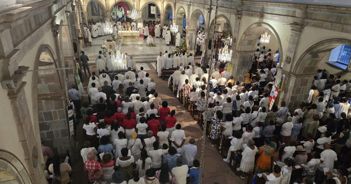     [EN IMAGES] L’année jubilaire 2025 lancée par l’évêque de Guadeloupe

