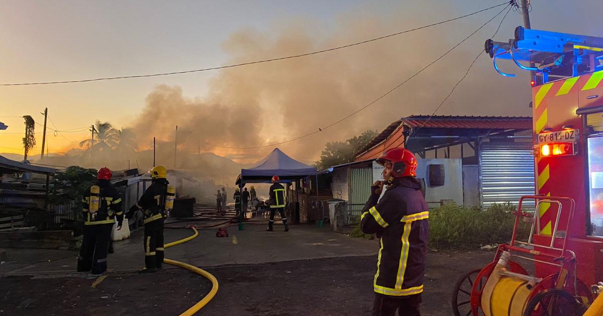     Un incendie détruit 5 cabanons de pêcheurs à Bo Kannal

