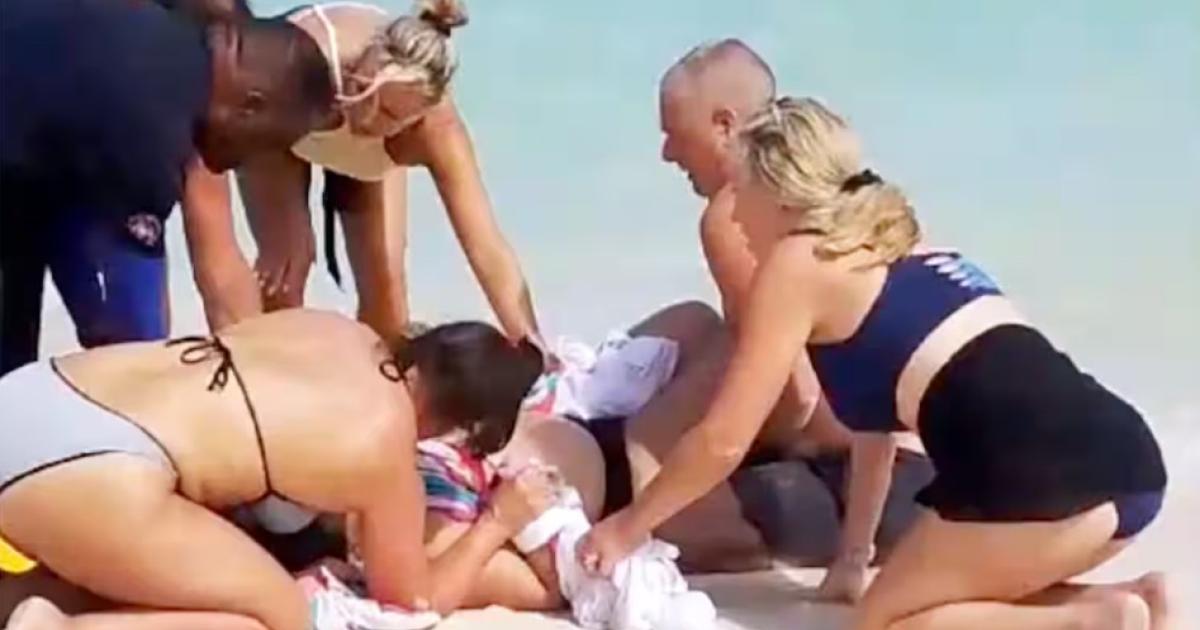     Attaque de requin : une touriste canadienne perd ses deux mains

