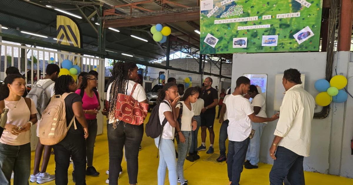     Gourbeyre : le lycée de Blanchet se tourne vers l’automobile du futur 


