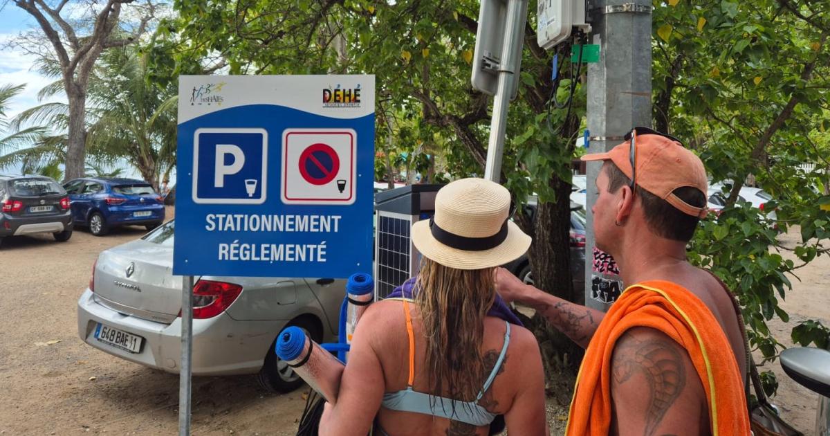     Stationnement réglementé à Deshaies : un premier bilan des horodateurs

