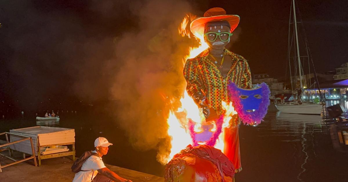     Carnaval en Guadeloupe : derniers déboulés avant les Bwilé Vaval, le programme

