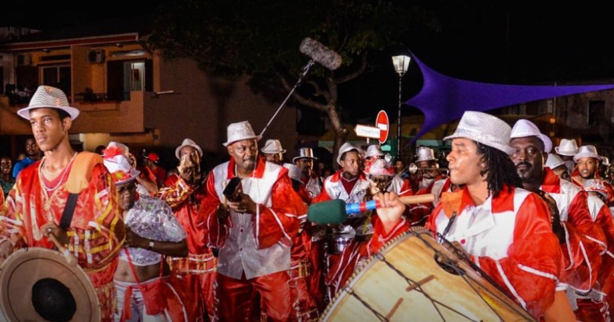    Saint-François va s’illuminer pour la grande parade nocturne du lundi gras !

