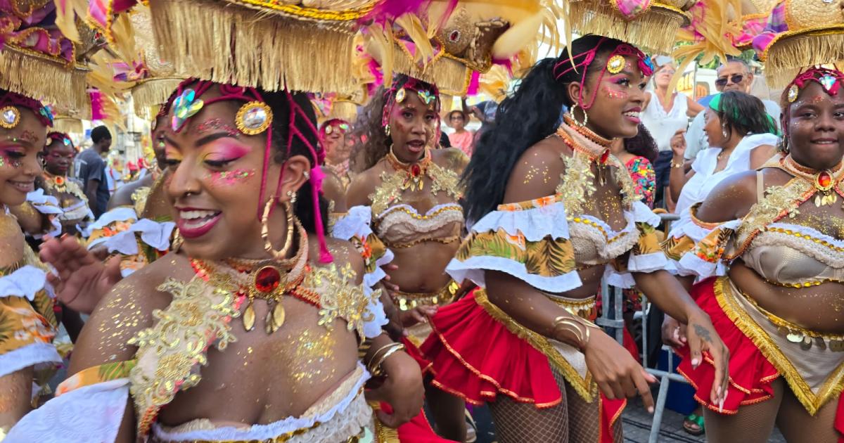    [En images] Somptueux mardi gras à Basse-Terre

