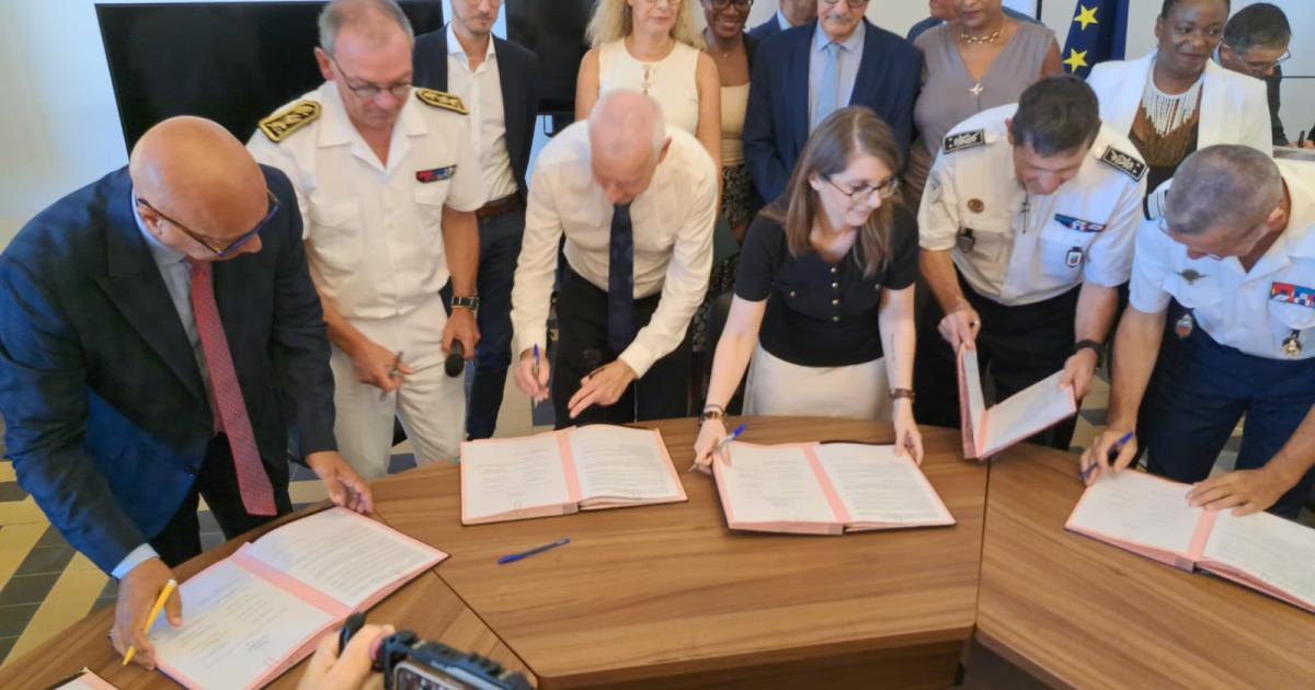     Signature d’une convention pour faciliter le dépôt de plainte des victimes de violences conjugales

