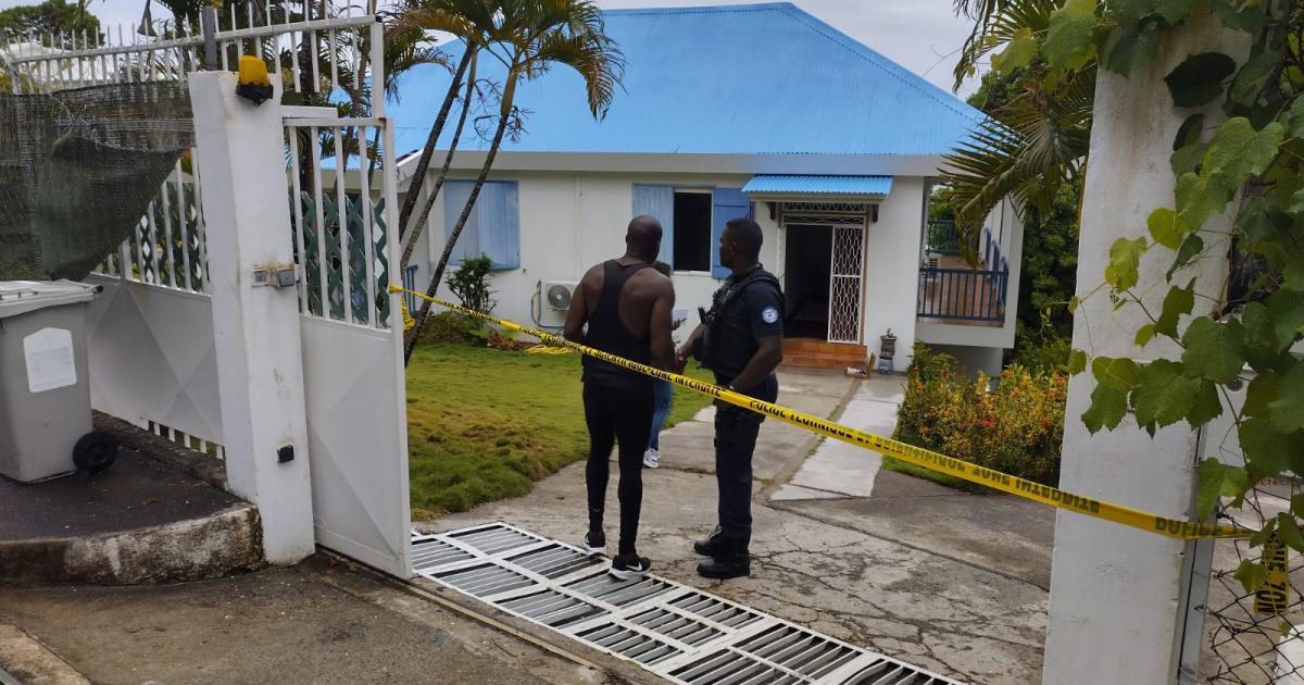     Il tue sa grand-mère et un voisin à Dampierre au Gosier 

