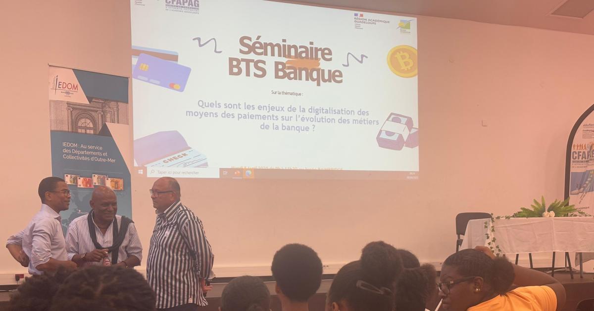     Un séminaire autour des métiers de la banque organisé au lycée Baimbridge

