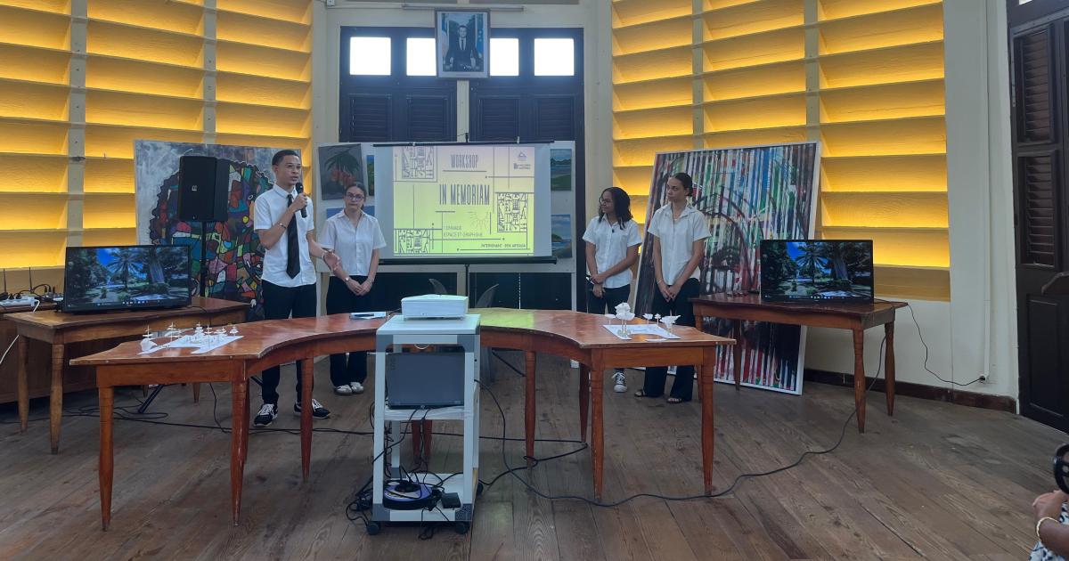     La maquette du projet “Mémorial des Nouveaux Libres” présentée par des lycéens à Saint-Pierre

