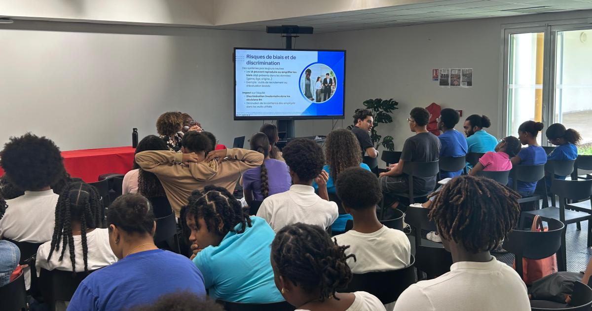     Une conférence pour changer le regard des élèves sur l'intelligence artificielle

