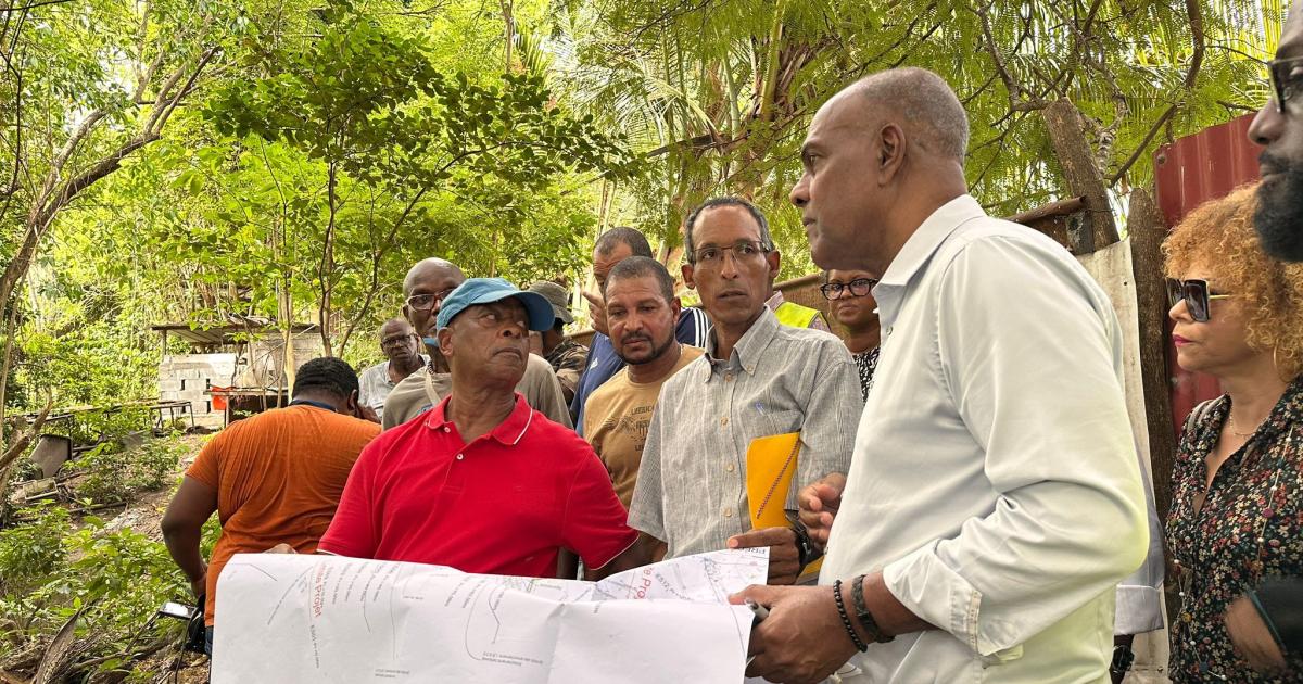     Un pont provisoire bientôt construit à la Rivière des Pères à Saint-Pierre

