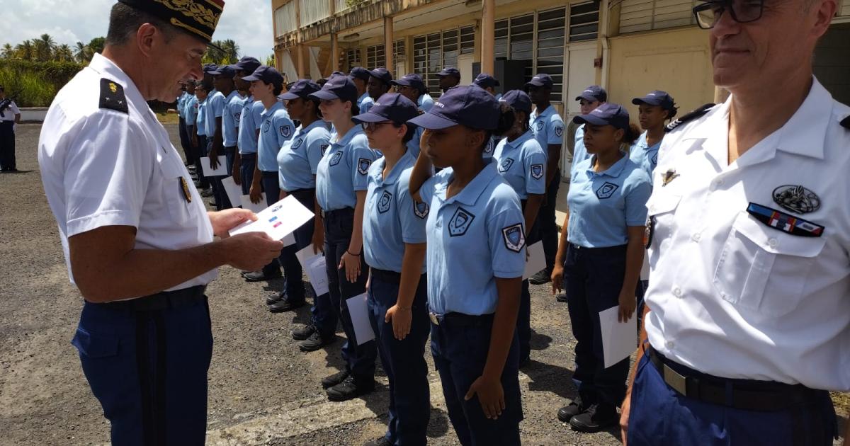     23 cadets de la Gendarmerie ont reçu leur diplôme

