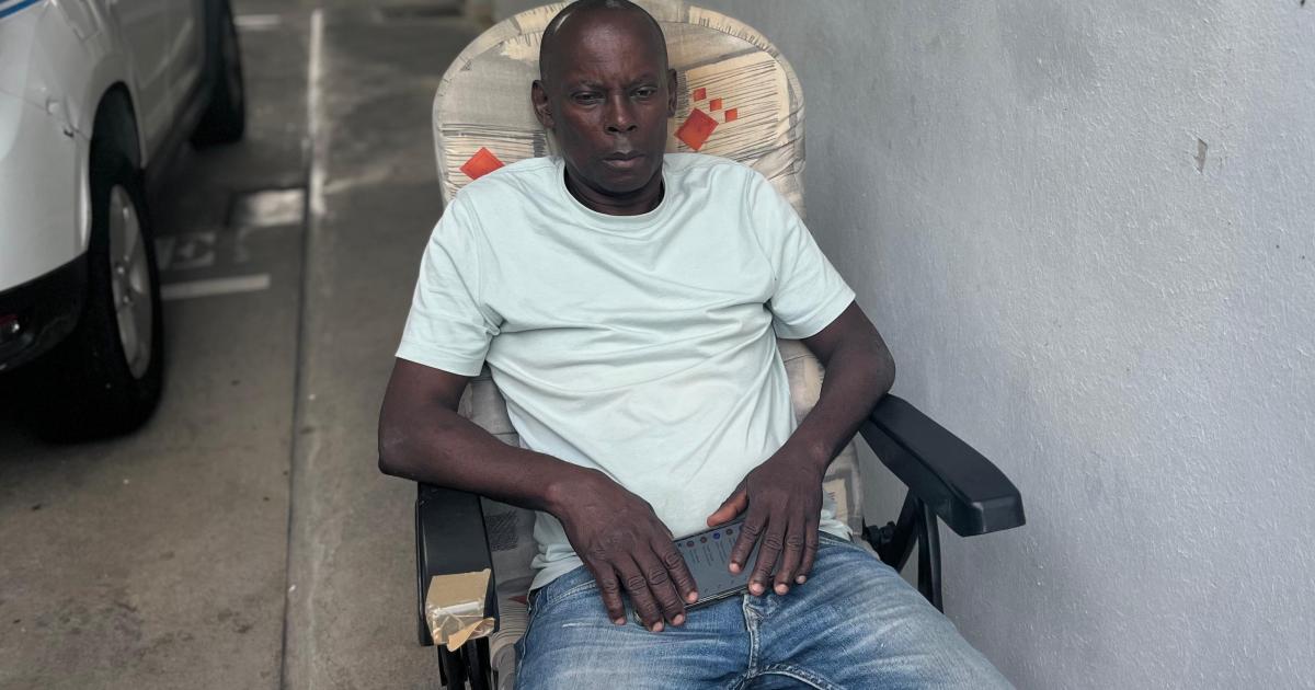     Romuald Sanga arrête sa grève de la faim : un accord trouvé avec la mairie

