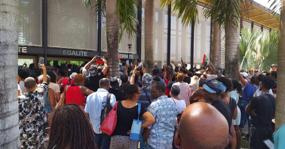     Violences présumées sur les gendarmes : les gérants du Kabana Beach convoqués en novembre

