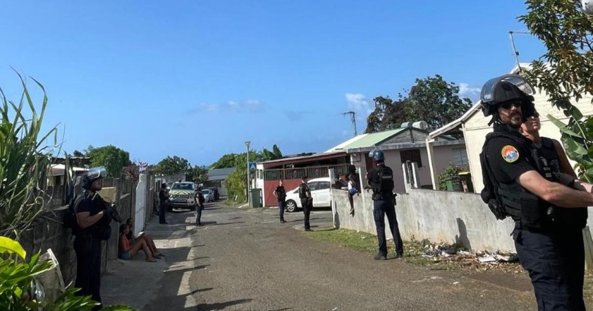     Sécurisation après des tirs sur une patrouille à Sainte-Rose

