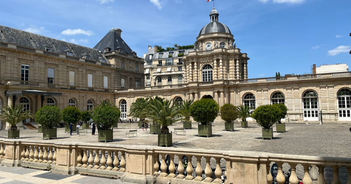     Le Sénat vote la loi contre la vie chère malgré le scepticisme des élus antillais

