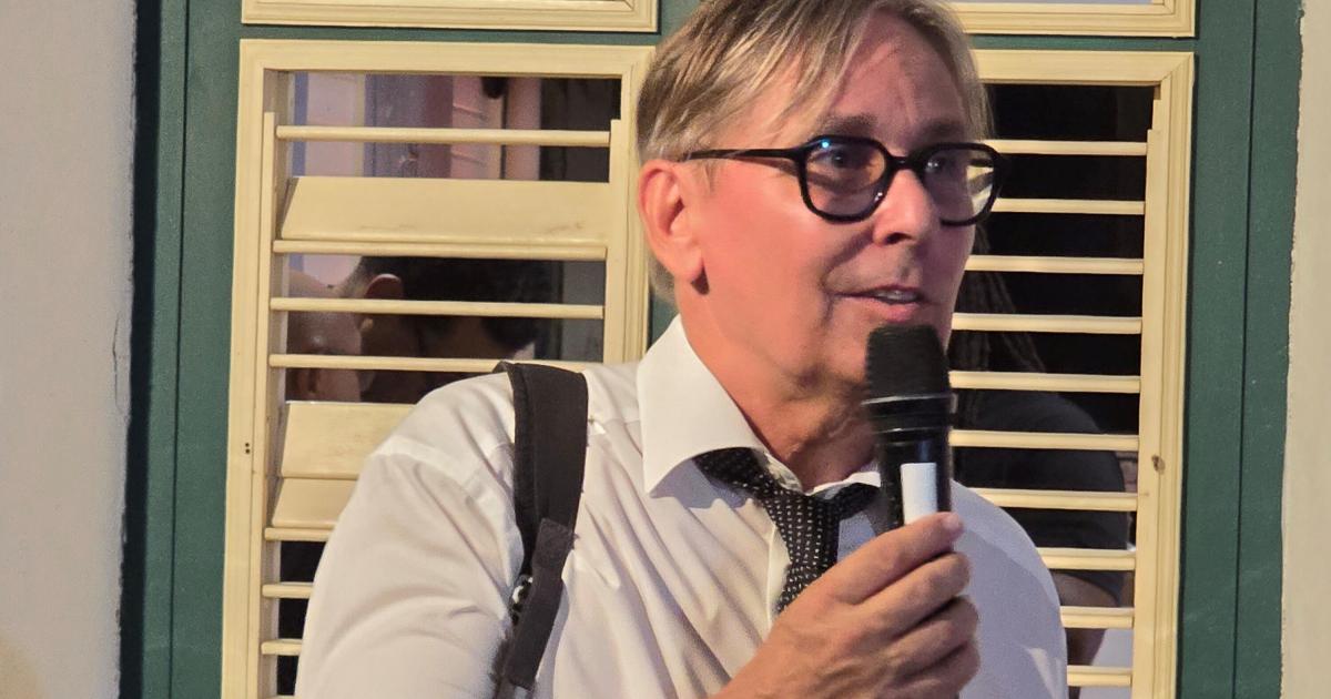     François de Rudder : "Les Guadeloupéens nourrissent un véritable amour pour la culture"

