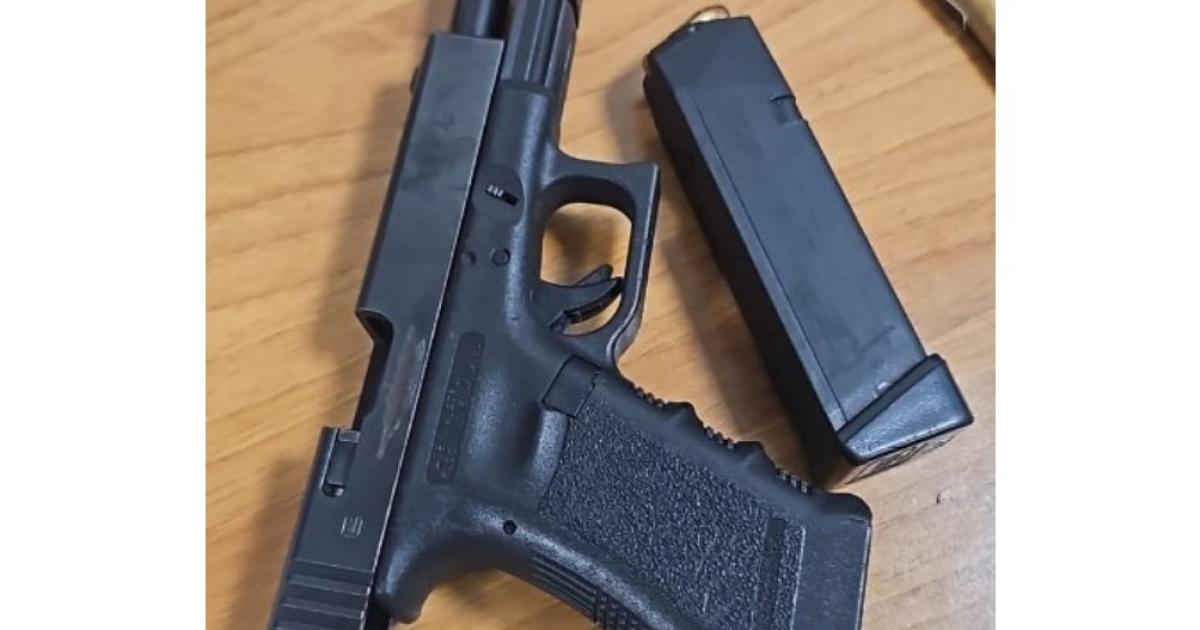     Fort-de-France : un motard arrêté avec un pistolet automatique chargé sur lui 

