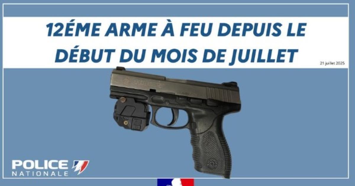     Cinq individus interpellés aux Abymes, une arme de poing et des stupéfiants saisis

