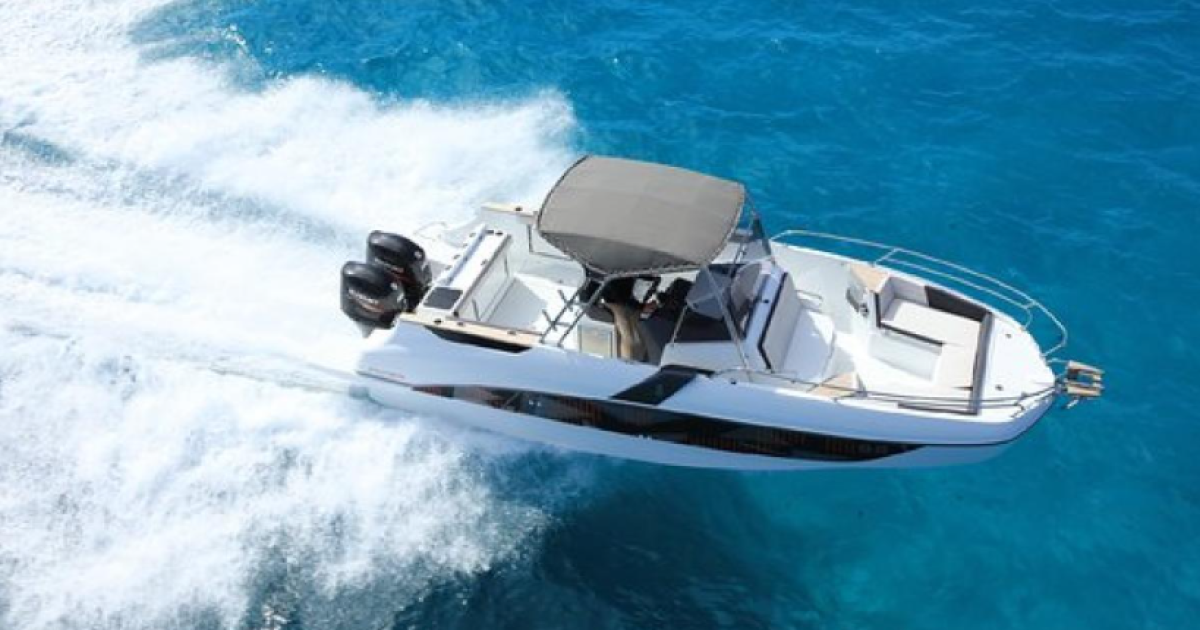     Accident de bateau à Pointe-à-Pitre : un blessé léger transféré au CHU de la Guadeloupe

