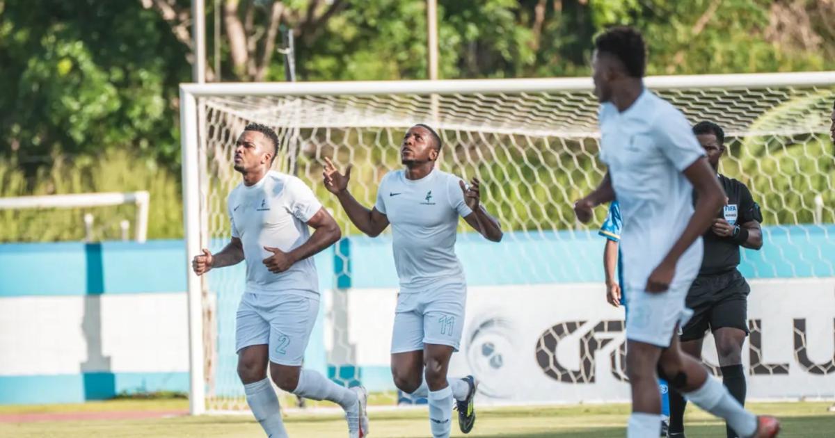     Club Shield 2025 : le Club Franciscain écrase Docs United (Anguille) pour commencer son tournoi

