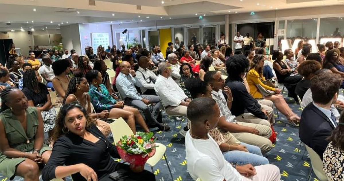     Un salon du retour au péyi en Martinique, terre « pleine d’opportunités »

