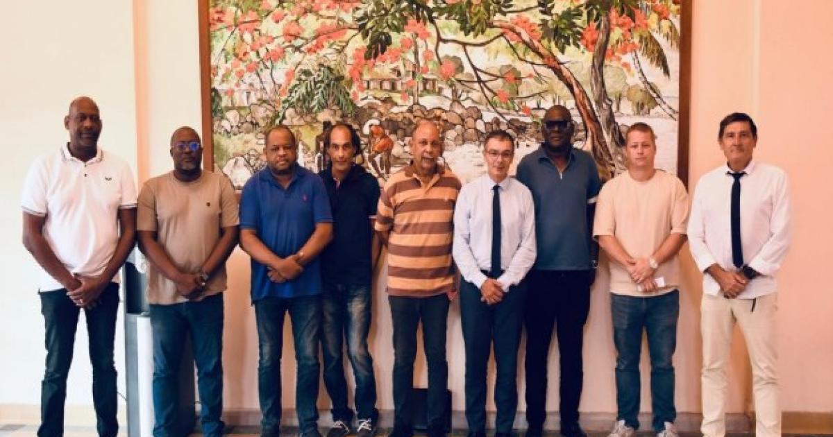     Les professionnels de la nuit rencontrent l'Etat

