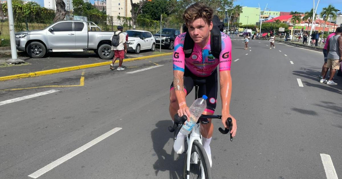    [⭕️Direct🚴]Tour cycliste de Guadeloupe 2025: Kaden HOPKINS remporte le prologue 

