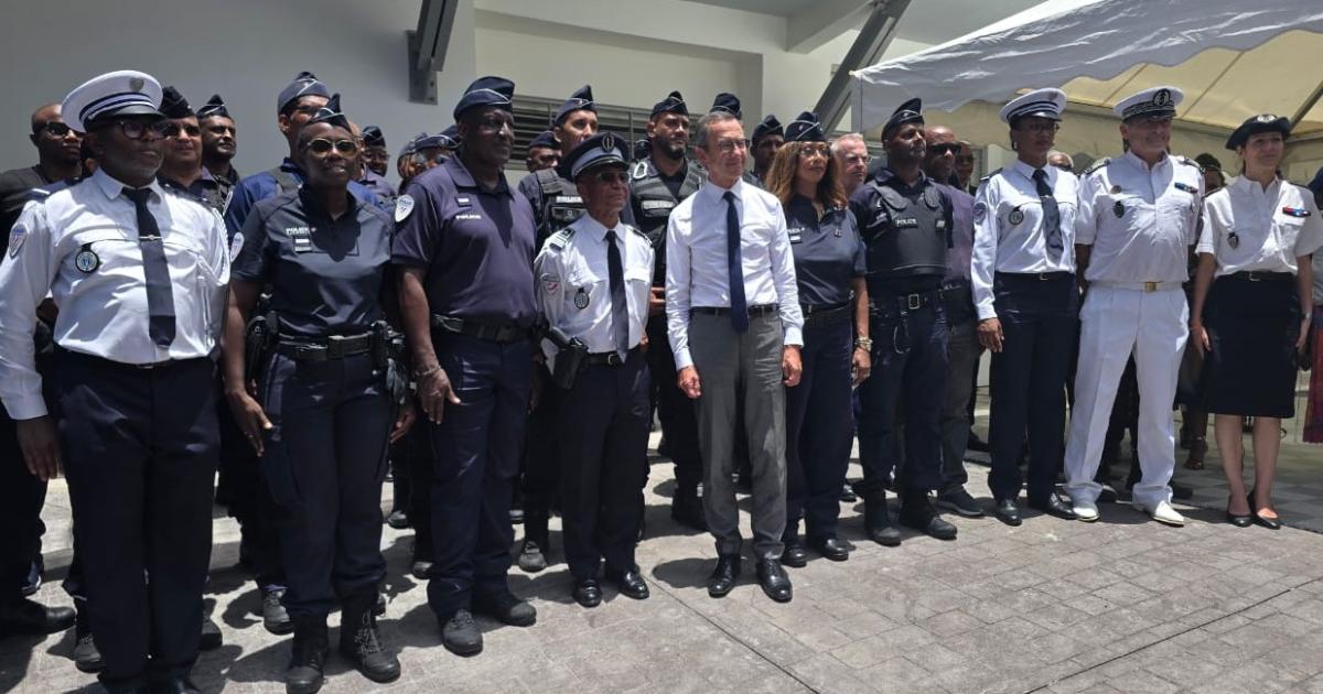     [VIDEO] Bruno Retailleau annonce de nouveaux moyens pour la sécurité en Guadeloupe

