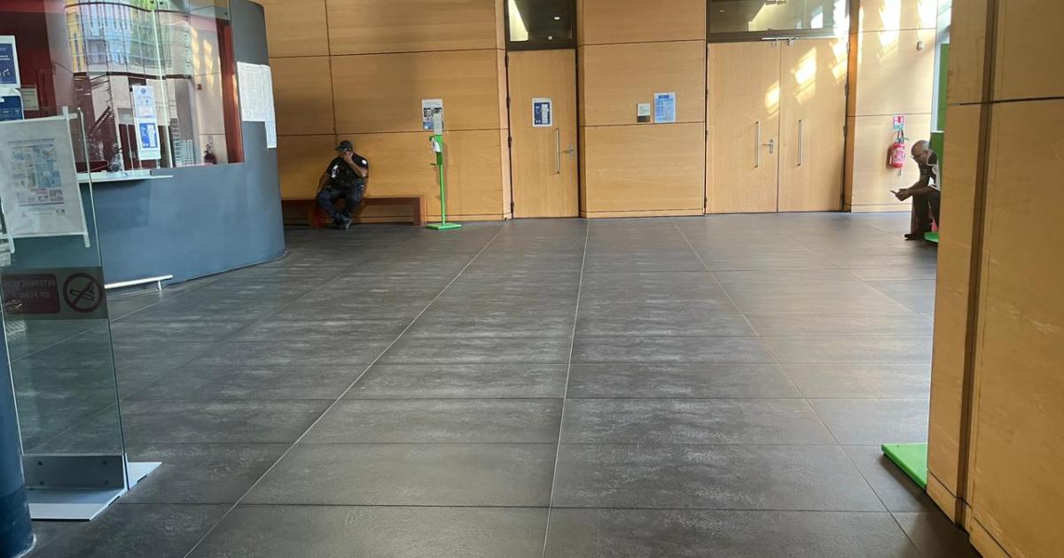     Tentatives d’incendie de deux hypermarchés à Fort-de-France : l’affaire renvoyée en octobre

