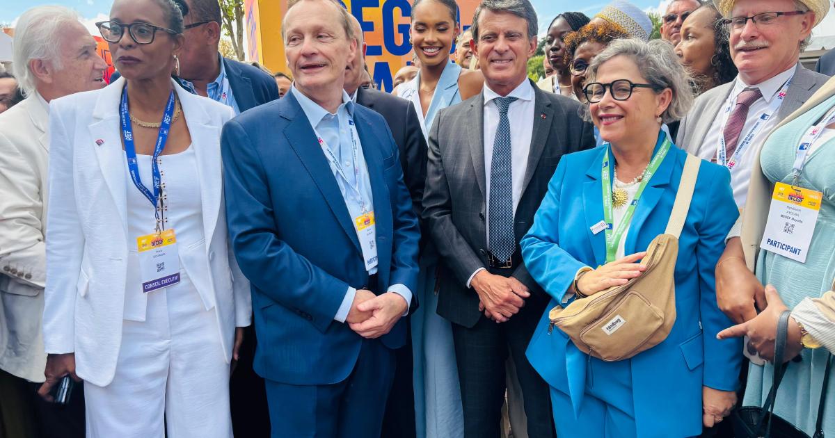     Rassurant et volontariste, Manuel Valls a tenté de rassurer les chefs d'entreprises ultramarins

