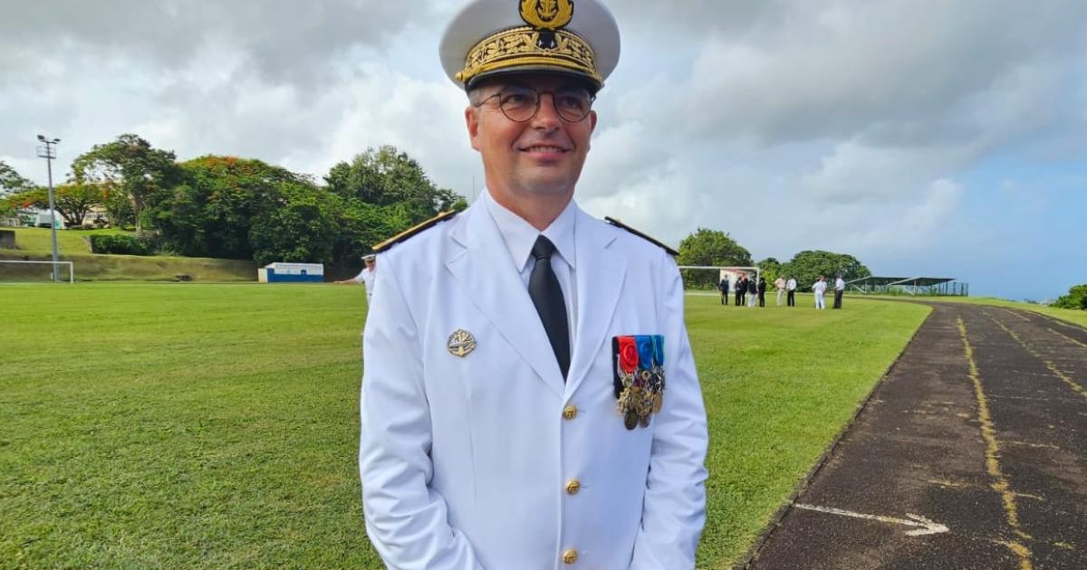     Le contre-amiral Jean-Baptiste Soubrier prend le commandement des Forces armées aux Antilles


