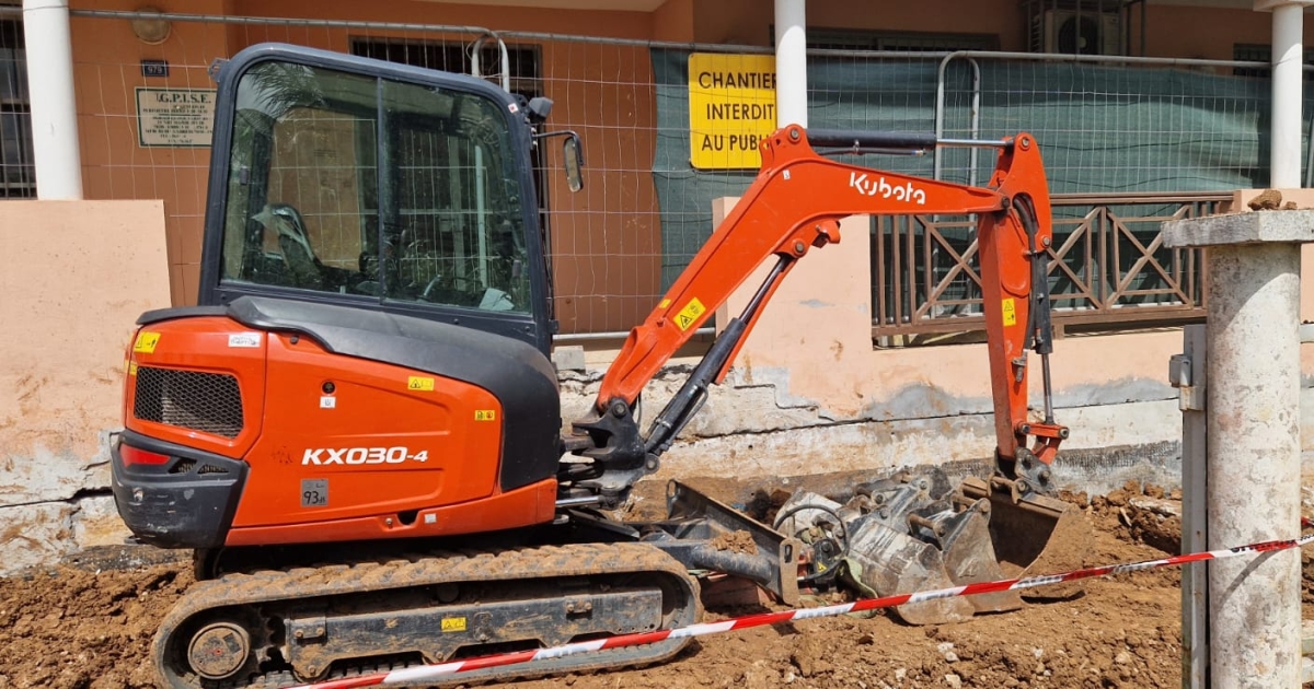     Le désarroi d'un chef d'entreprise après le vol de sa pelle mécanique sur un chantier à Sainte-Luce

