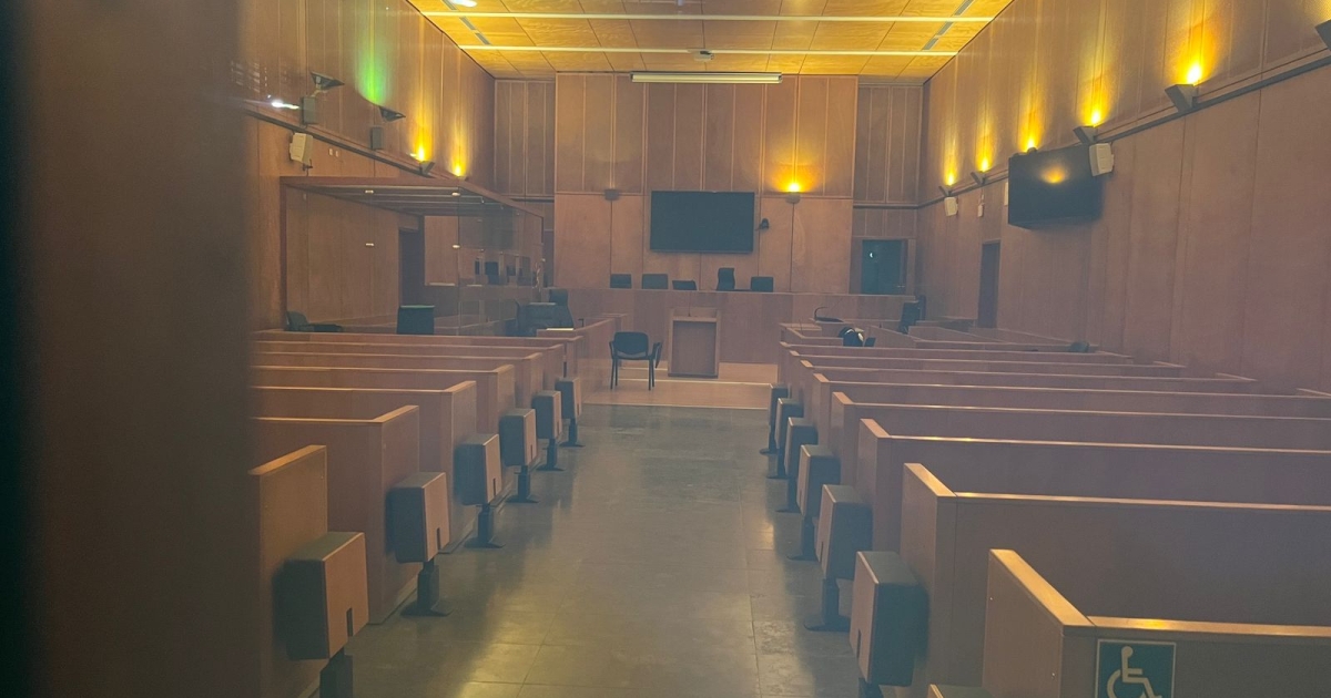     Violences et menaces en prison : le procès de Fabian Chérubin et d'un autre détenu renvoyé

