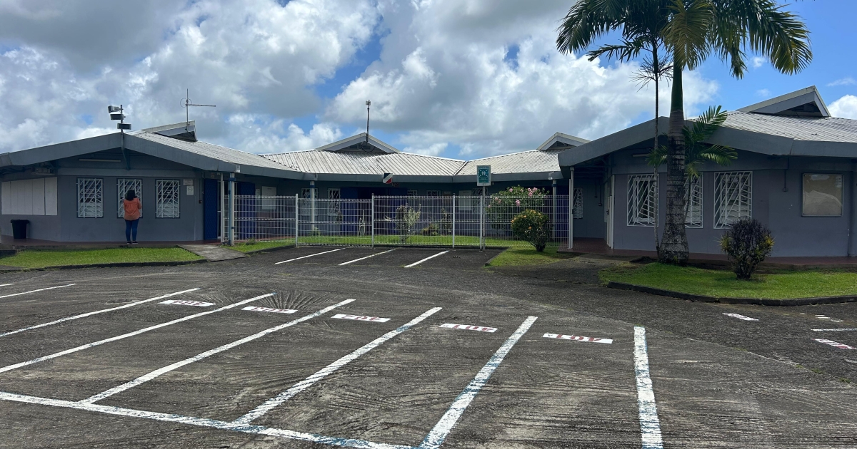     Après les violences au collège Belle-Etoile de Saint-Joseph, l’établissement reste fermé

