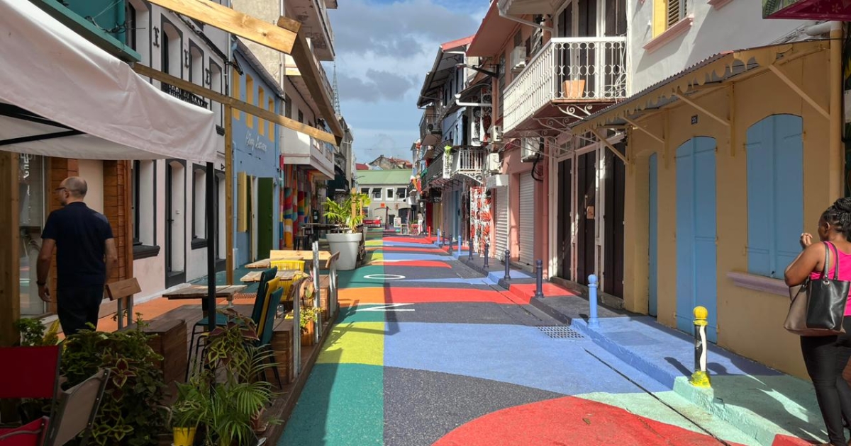     A Fort-de-France, la rue Garnier Pagès cherche l'équilibre entre fêtes et tranquillité publique 

