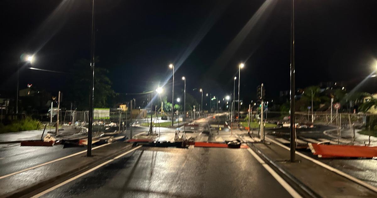     [EN IMAGES] Plusieurs barrages à Fort-de-France ce mardi matin

