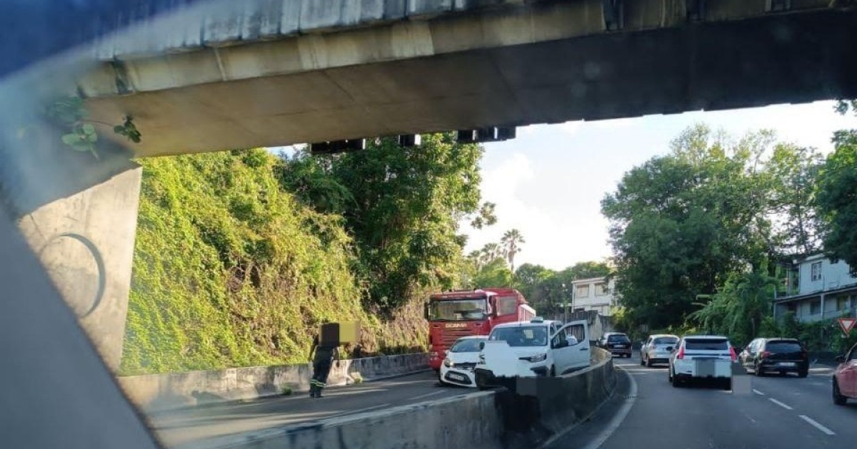     Un carambolage s'est produit sur la rocade, direction Fort-de-France/Schoelcher


