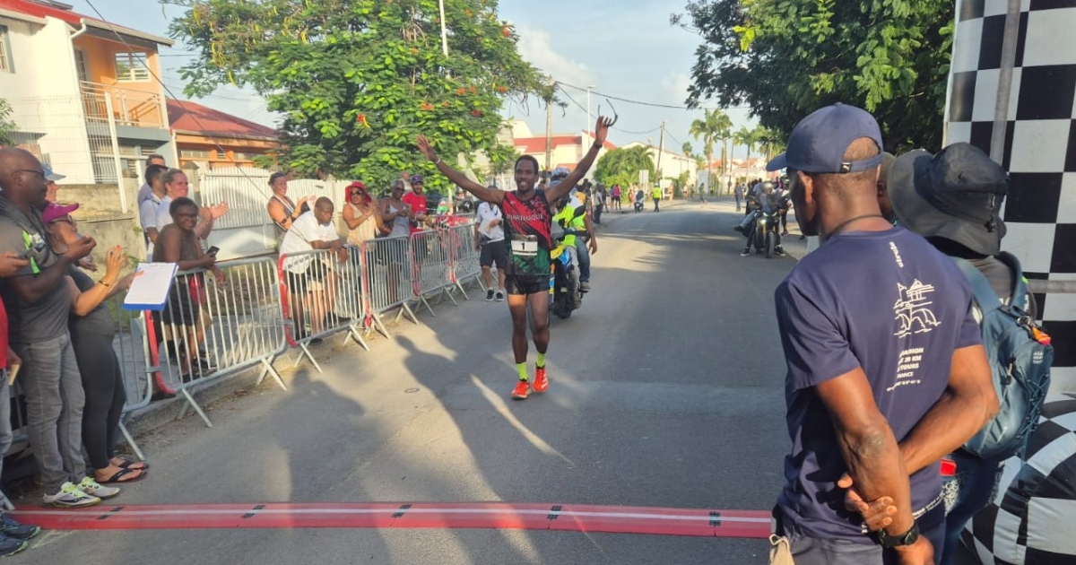     SEMI-MARATHON : Le Martiniquais Fabio Thaly domine les Foulées des apôtres de la paix

