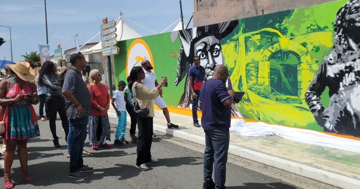     A Petit-Canal, une fresque célèbre les grandes figures guadeloupéennes et caribéennes

