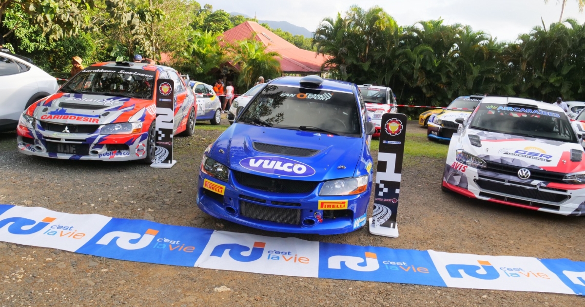     [ EN IMAGES ] Le 45e anniversaire de la course de côte des Mamelles placé sous le signe de l'histoire et du spectacle

