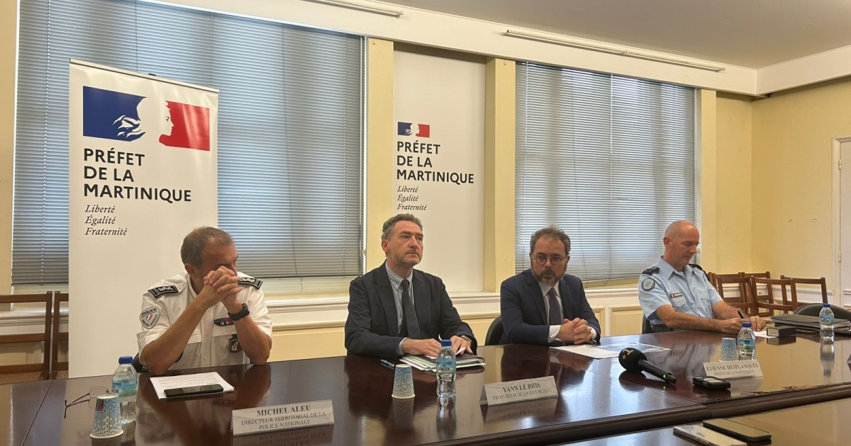     Une nouvelle campagne de communication contre la circulation des armes en Martinique

