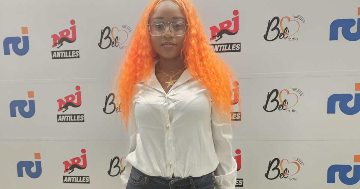     Maureen sort ce vendredi 24 octobre son premier album intitulé Queen

