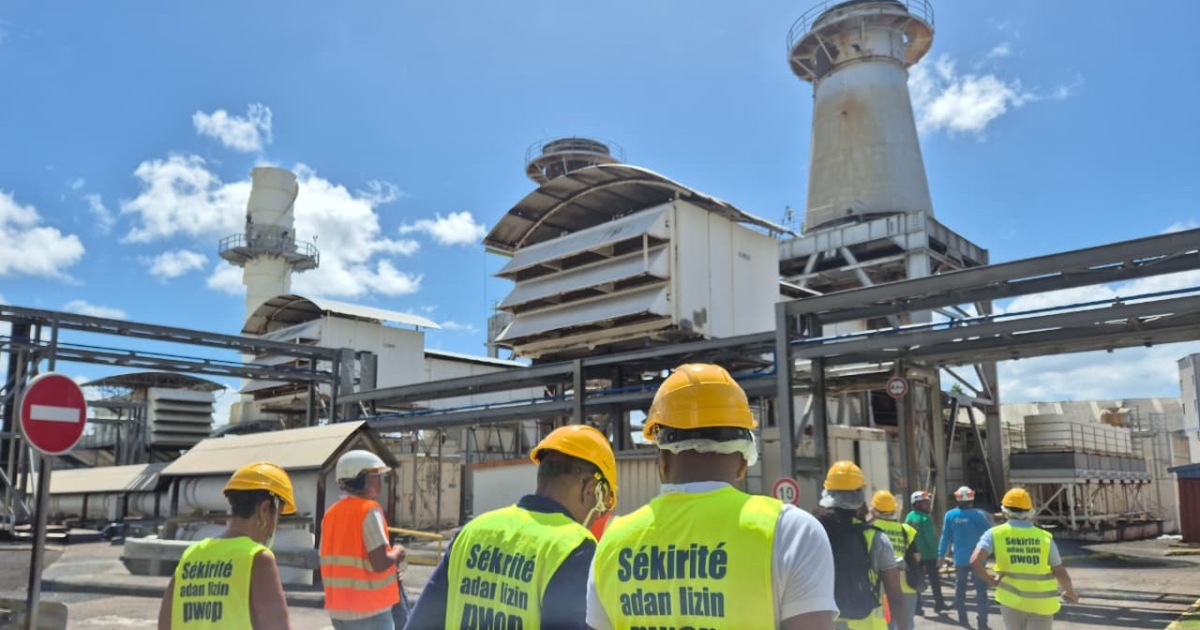     [EN IMAGES] À Fort-de-France, une opération d’arrêt pour maintenance a lieu à la centrale EDF

