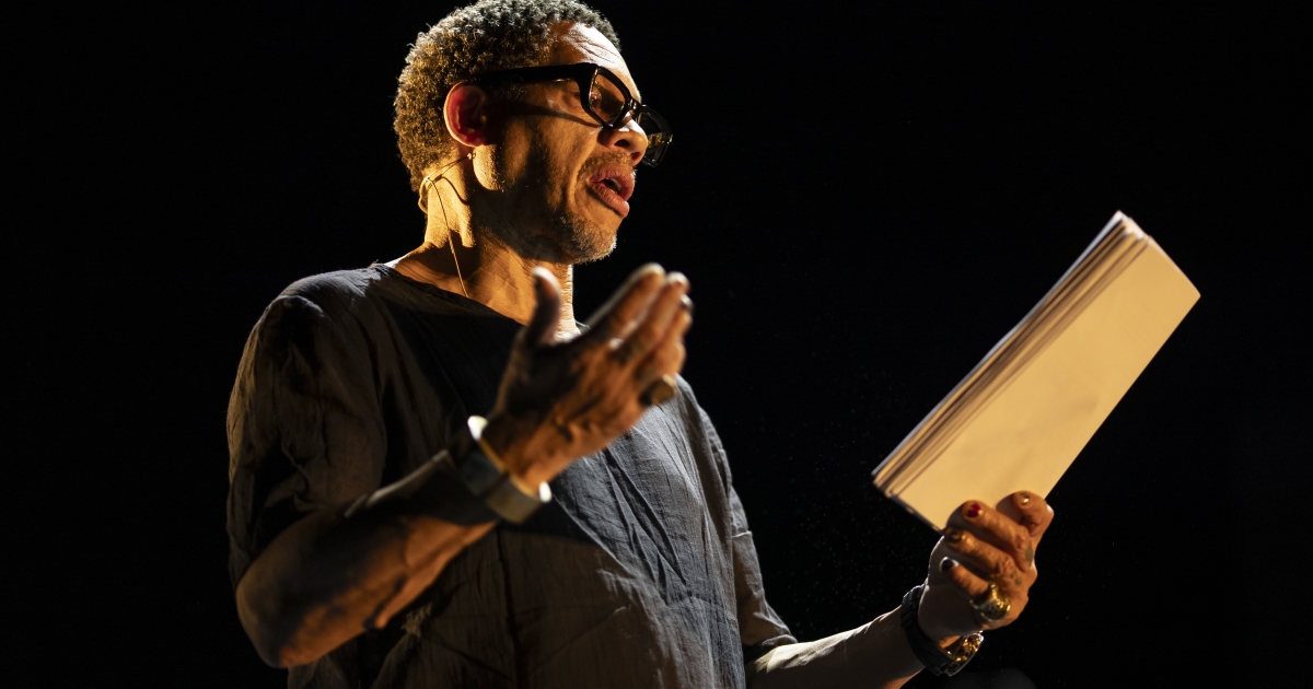     JoeyStarr propose "Black Label", un spectacle multidimensionnel autour des grandes figures noires

