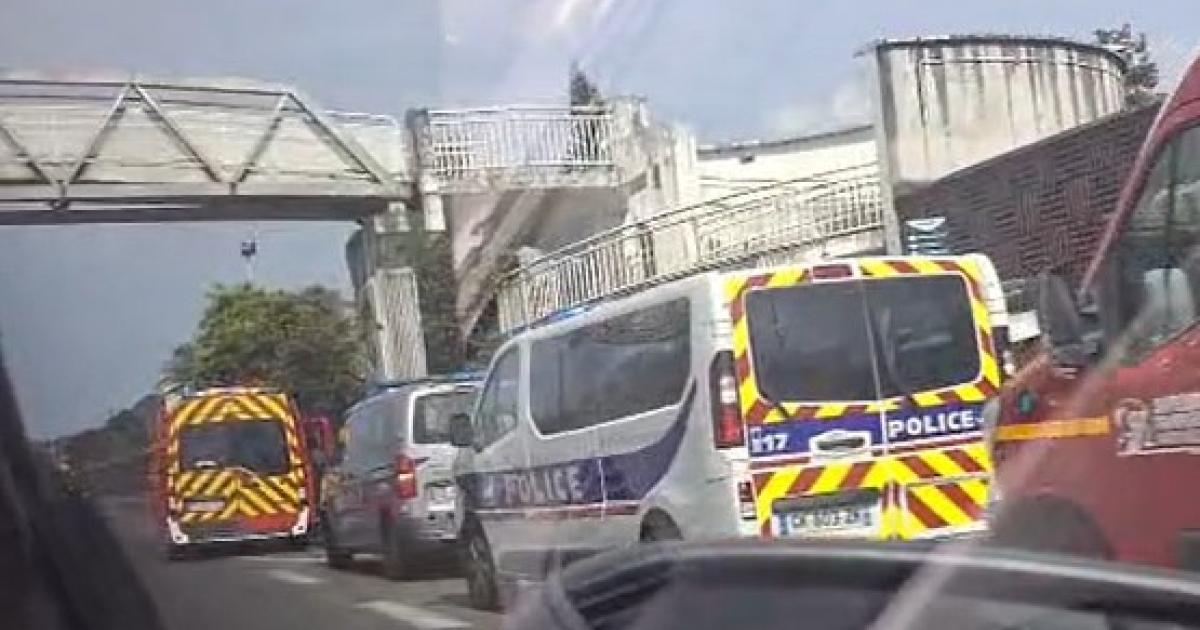     Quatre blessés dans une bagarre à l'arme blanche à Place d'Armes

