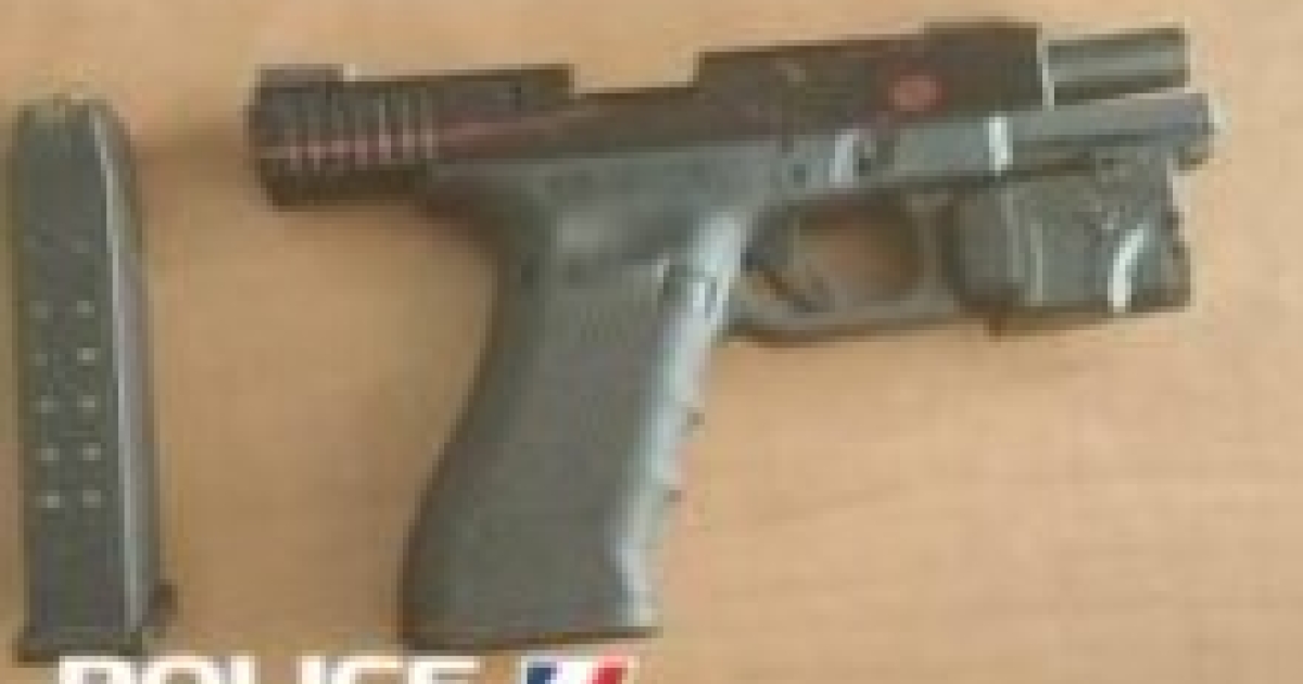     Interpellé avec un pistolet chargé à la gare routière du Lamentin


